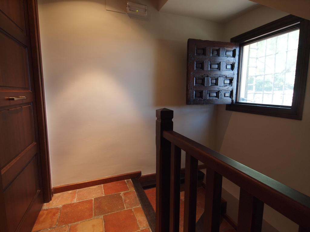 Los Ojos De La Mora Apartamentos Boutique Cuenca  Eksteriør bilde