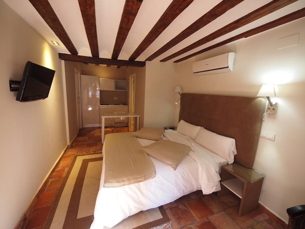 Los Ojos De La Mora Apartamentos Boutique Cuenca  Eksteriør bilde