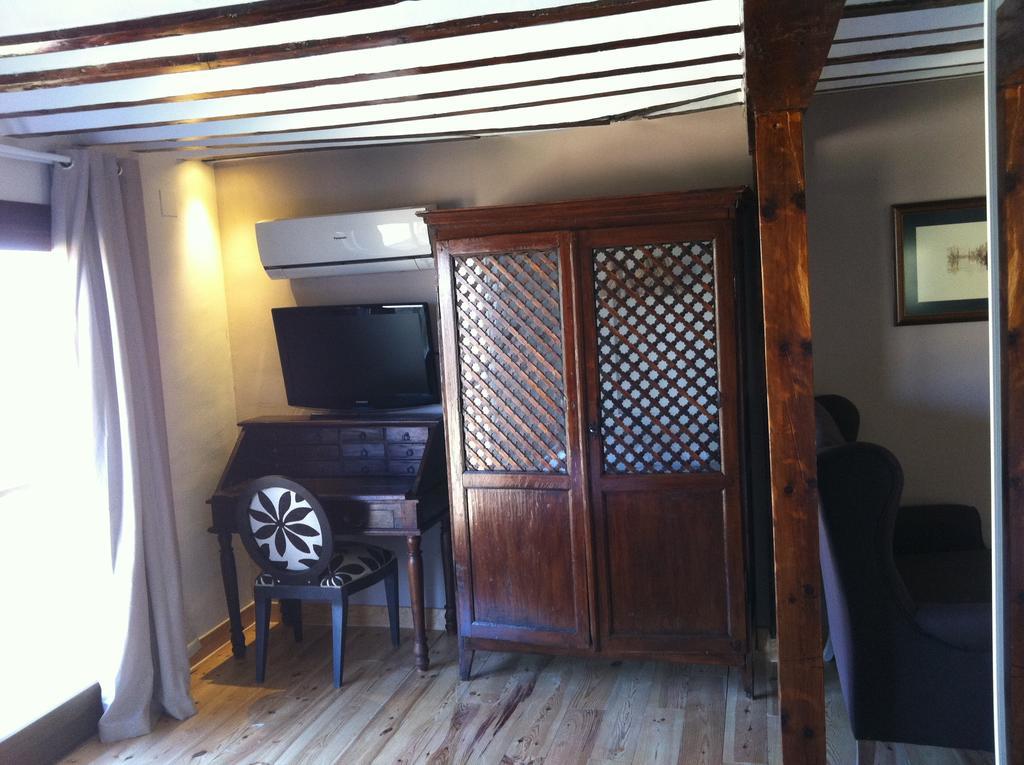 Los Ojos De La Mora Apartamentos Boutique Cuenca  Eksteriør bilde