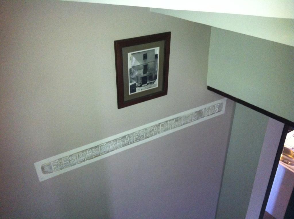 Los Ojos De La Mora Apartamentos Boutique Cuenca  Eksteriør bilde